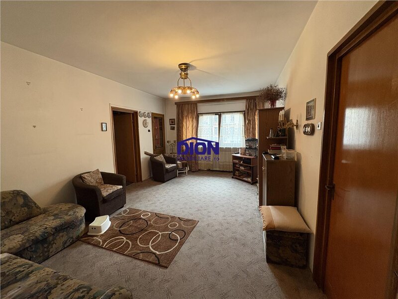 UNIVERSITATE, 2 camere, etaj 1, 72mp, boxa, terasa,